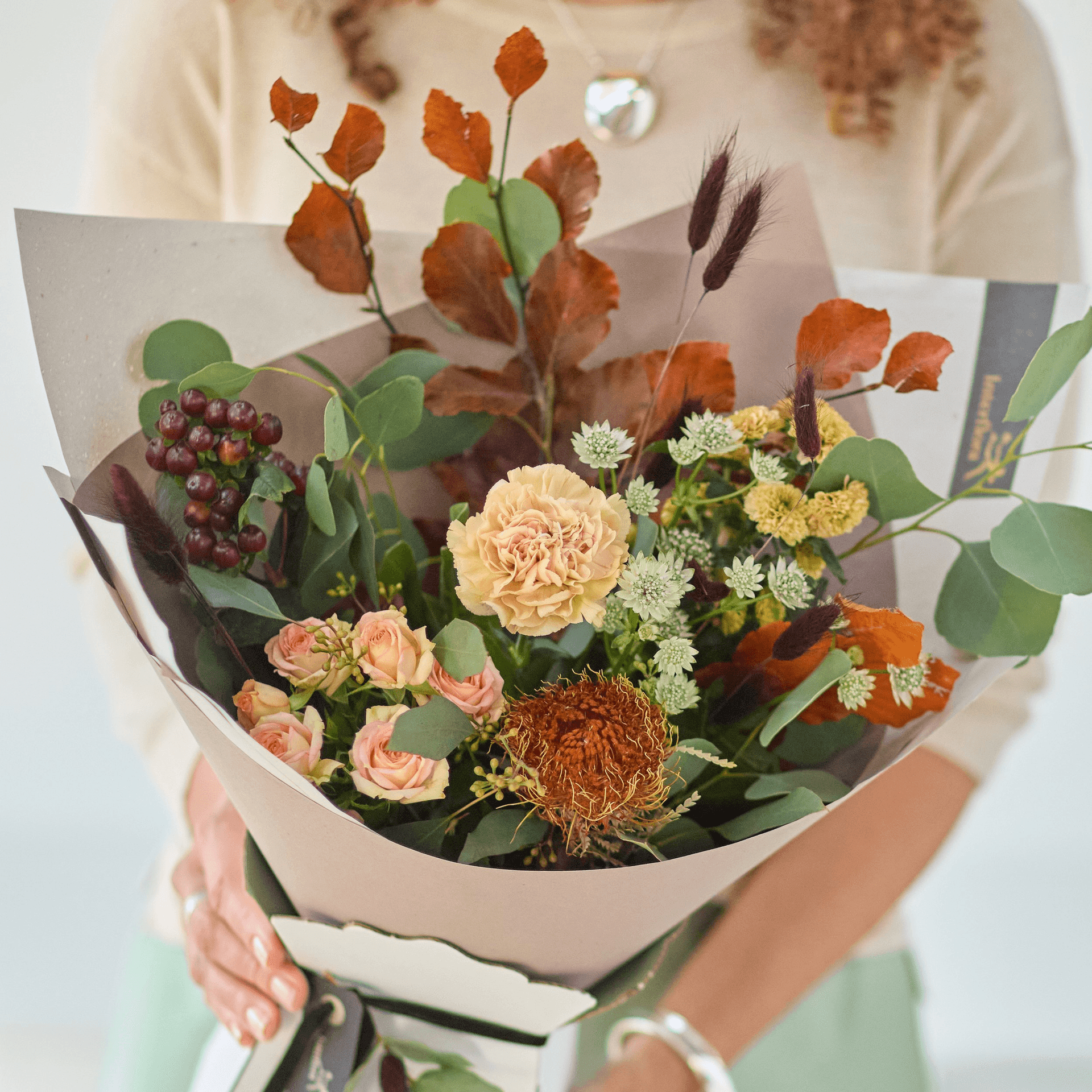 The Dusk Meadow — Roses hand-tied bouquet