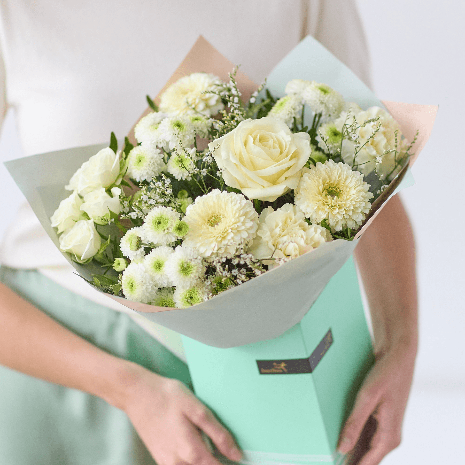 The Soothing Grace — Wedding hand-tied bouquet