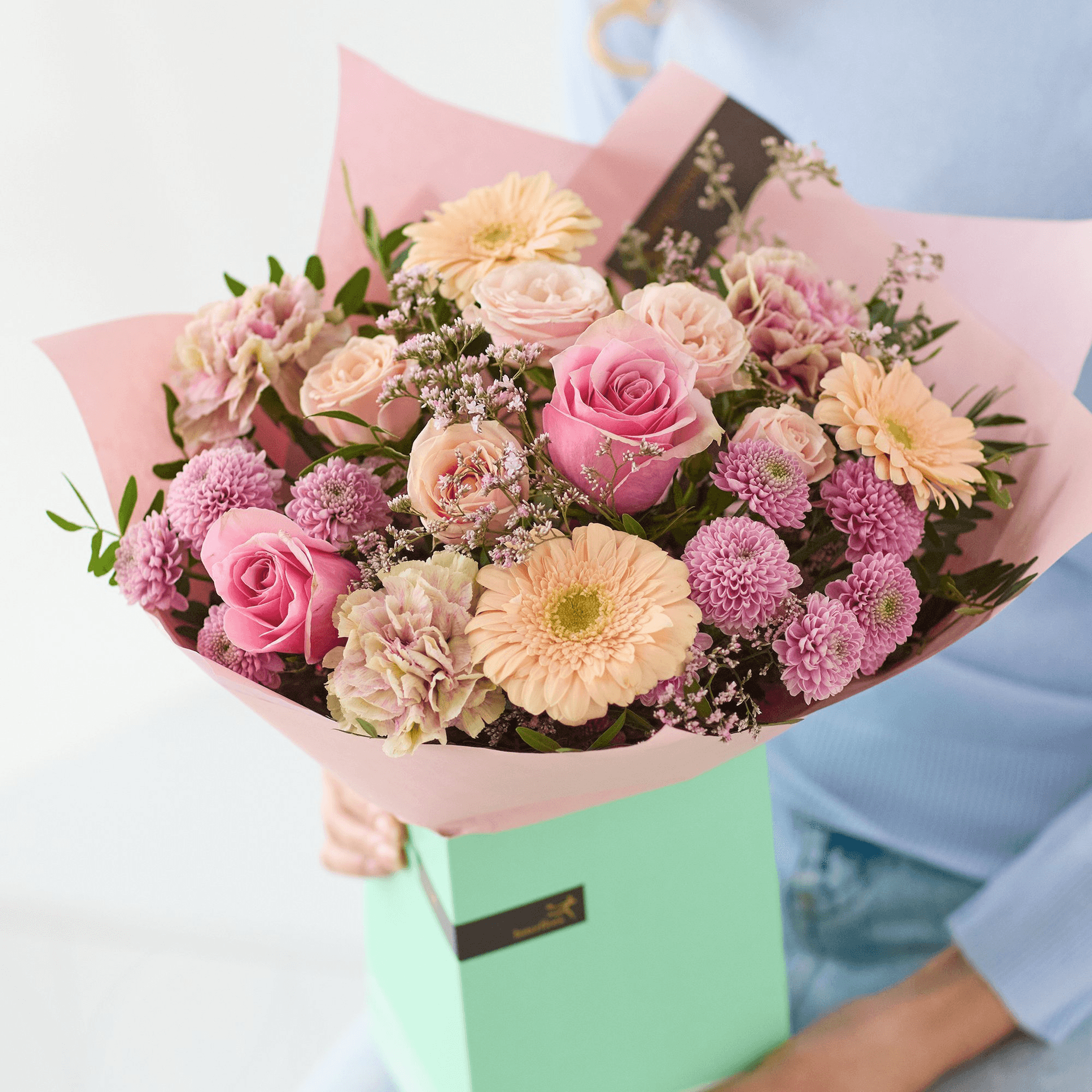 The Heartfelt Hello — Wedding hand-tied bouquet