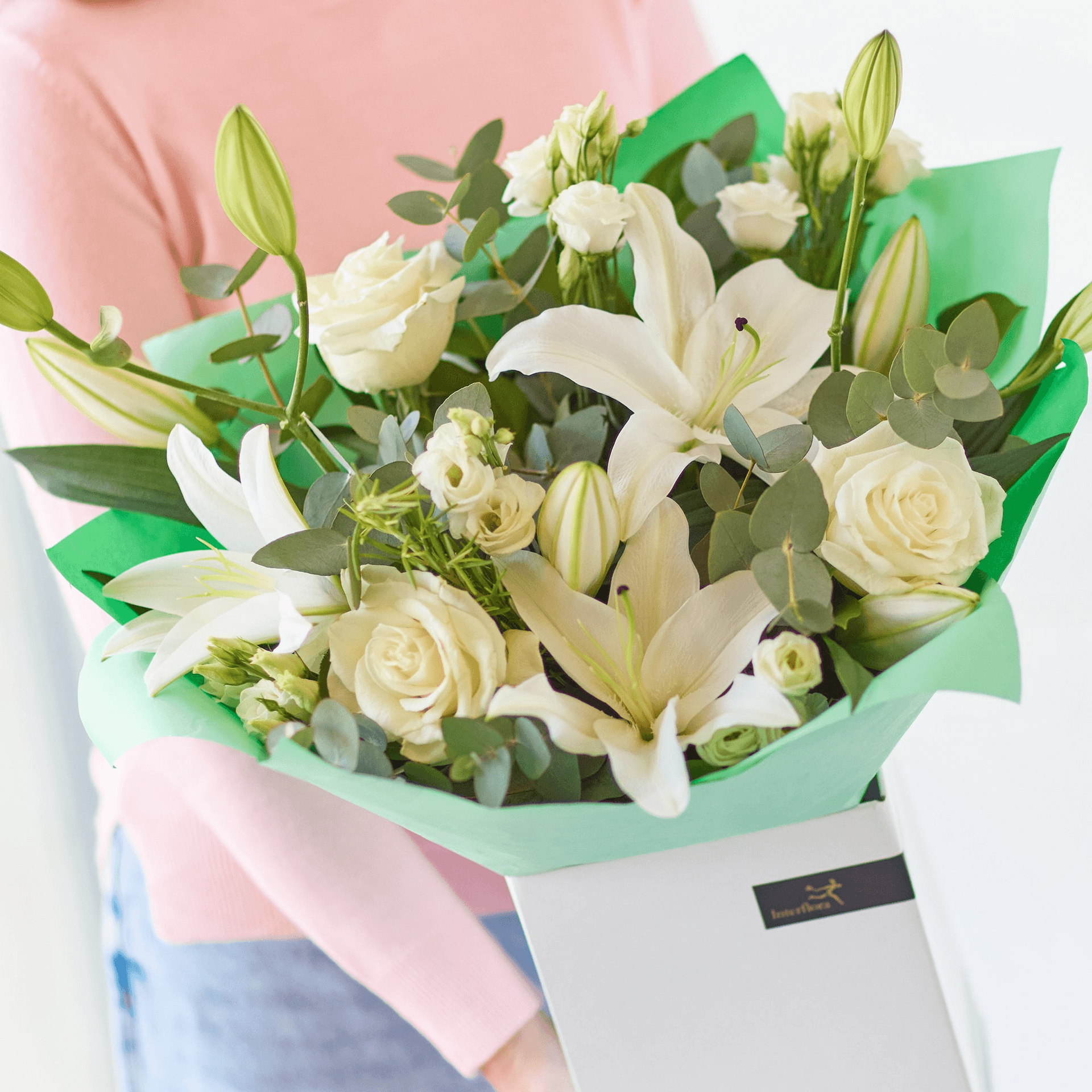 The Calming Comfort — Lilies hand-tied bouquet